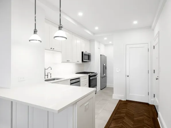 241 Central Park West image 1 of 11