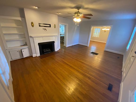 3rd image of 501 Cape Fear Ave