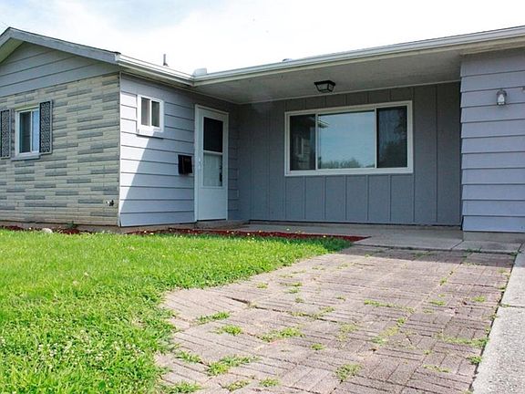 3rd image of 1106 Edgebrook Ave