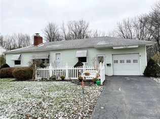 1126 Dodge Rd, Getzville, NY 14068