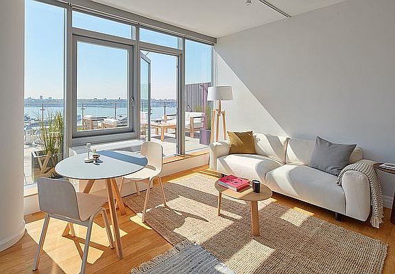 3rd image of 550 W 54th St APT 1834