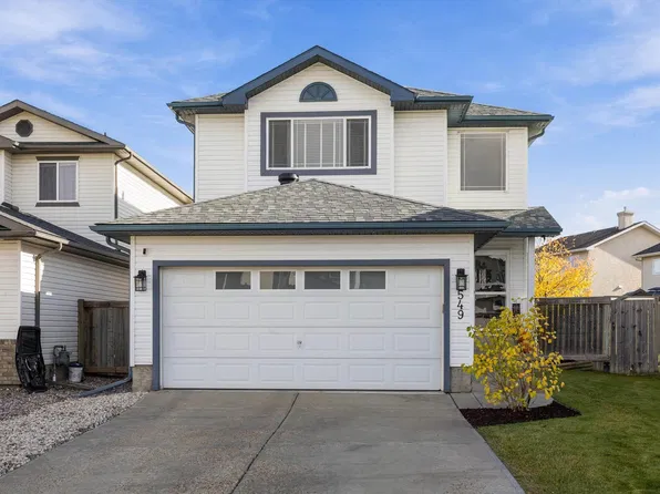 549 Klarvatten Lake Wynd NW, Edmonton, AB T5Z 3M1