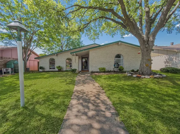 2830 Robin Hill Ln, Garland, TX 75044