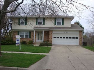 1018 Pickton Dr, Lansing, MI