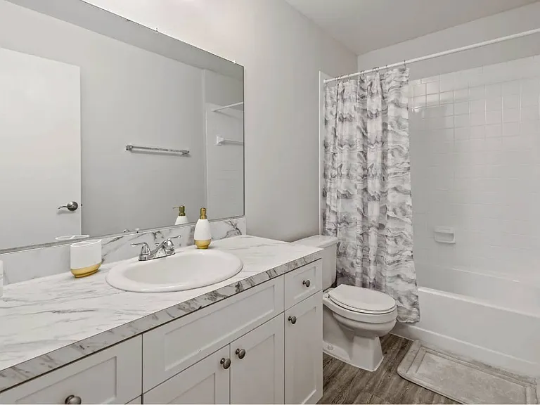 2570 Monica Ct — Photo 6