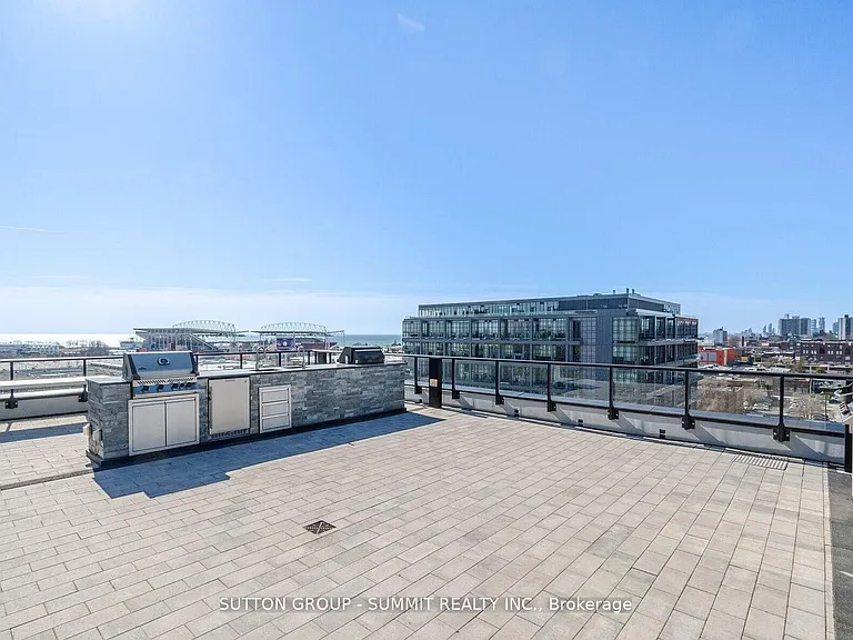 135 E Liberty St N #1507 — Photo 11