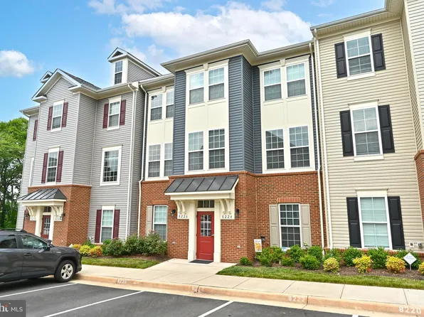 8224 Knight Station Way Unit 30, Manassas, VA 20110