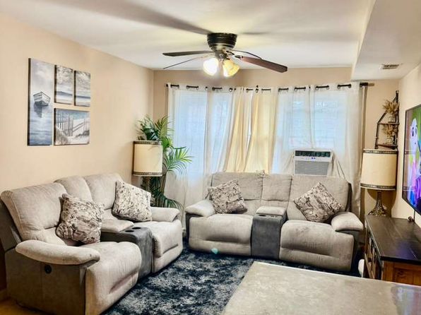 252 College Dr #452