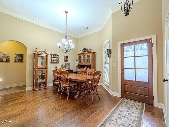 3rd image of 292 Copper Creek Dr