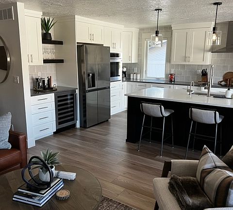 Second view kitchen and island