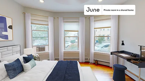 21 Rossmore St Photo 1