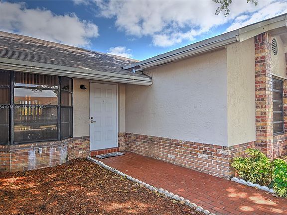 2nd image of 10161 NW 32nd St
