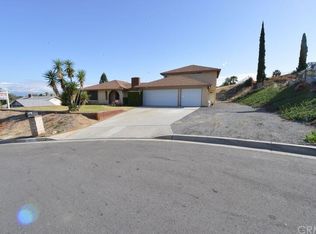 5458 Belgian Ct, Riverside, CA 92509