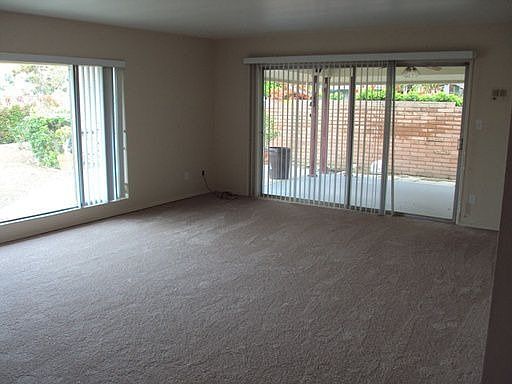 3rd image of 5852 Henley Dr