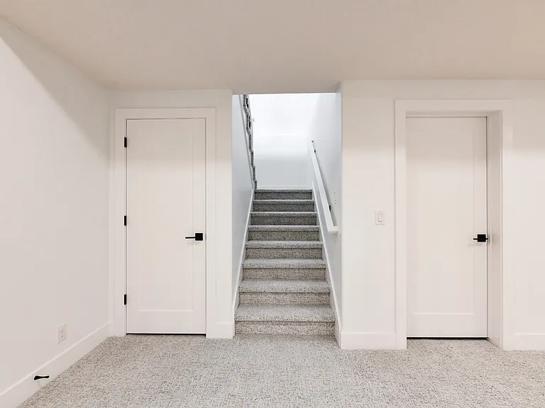 12605 Glenn St — Photo 35
