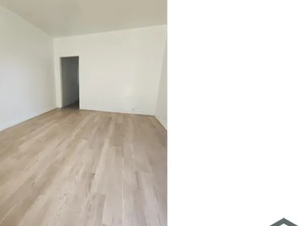 10420 S Broadway, Los Angeles, CA 90003