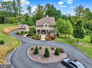 878 Freemansville Rd, Reading, PA 19607