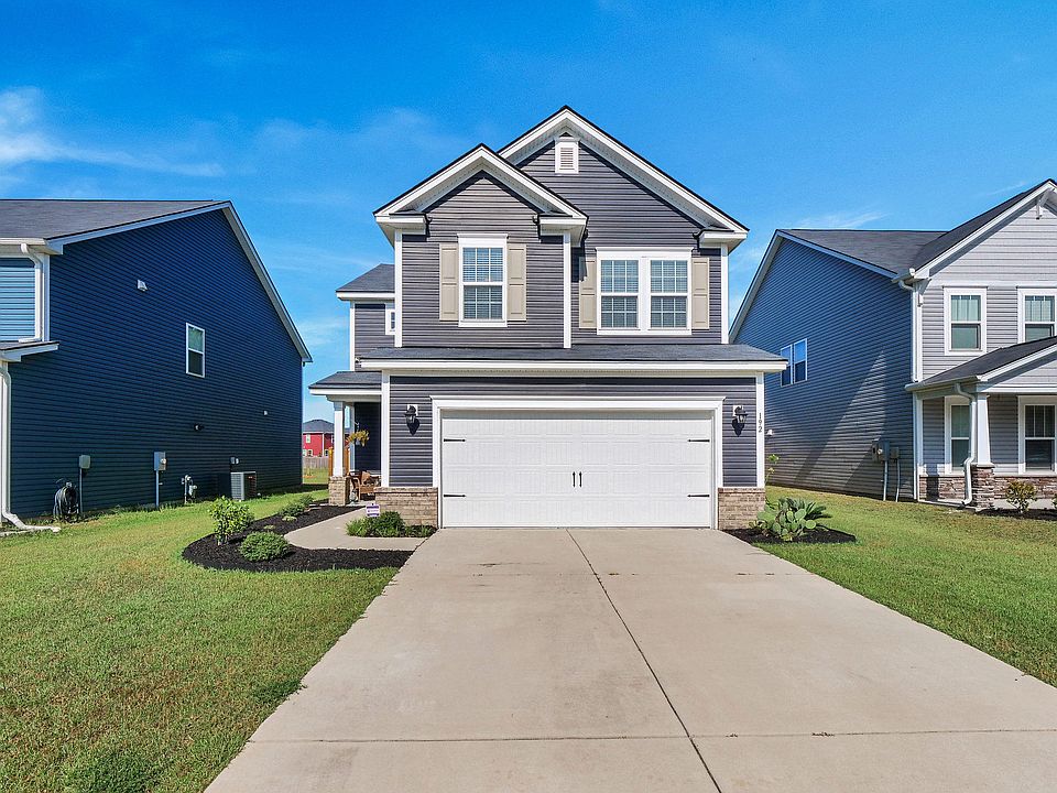 2nd image of 192 Basket Grass Ln