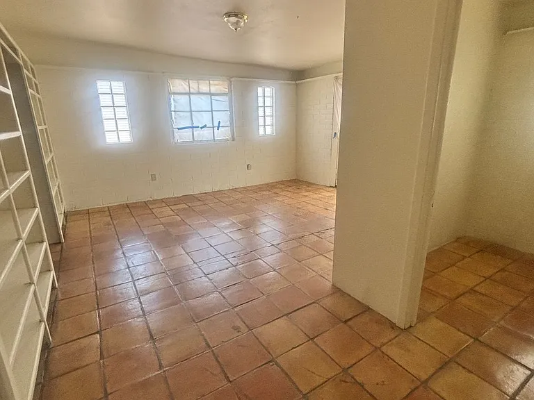 1409 S Mill Ave — Photo 18