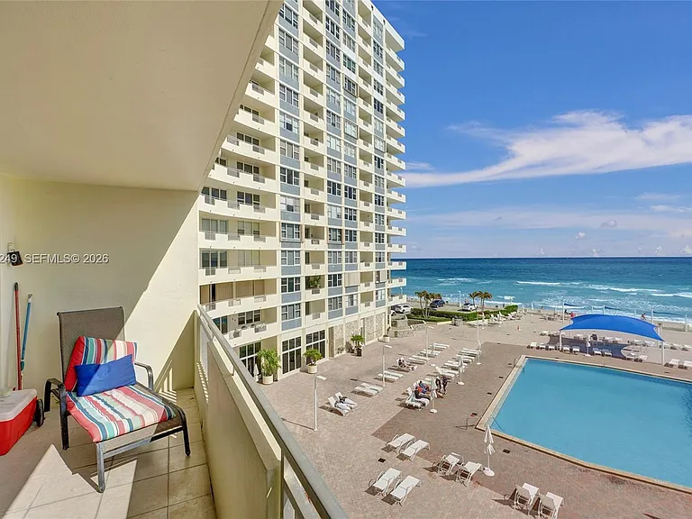 3180 S Ocean Dr #415 — Photo 9