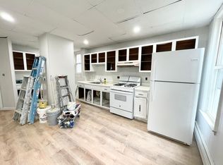 32 Falcon St FLOOR 1, Boston, MA 02128