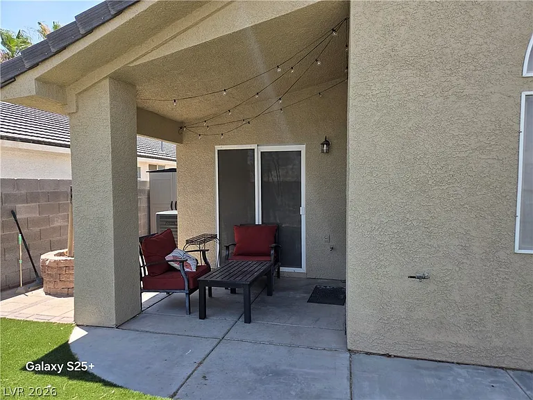 7428 Fencerow St — Photo 17