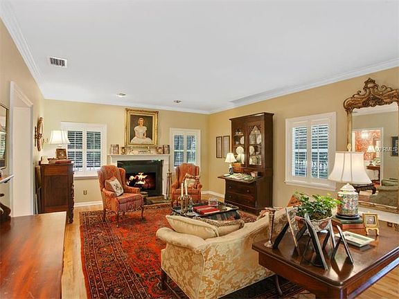 3rd image of 2419 W Jetton Ave