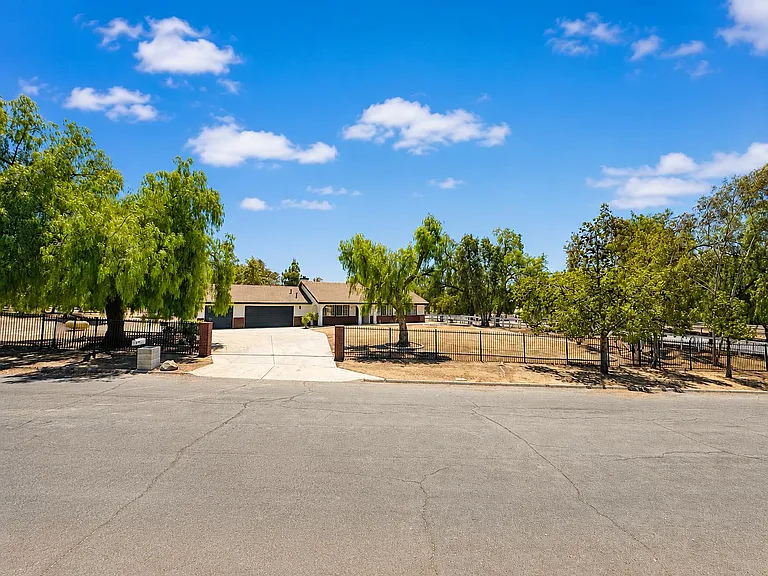 23510 Rose Quartz Dr — Photo 10
