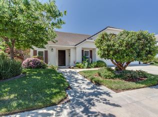 1344 Oak Ave, Clovis, CA 93611