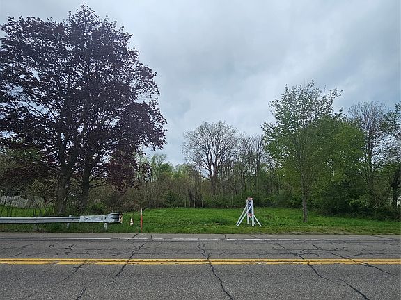 2nd image of 6946 W Lake Rd