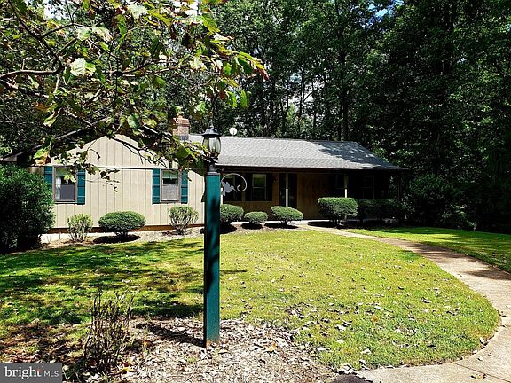 2nd image of 4063 Rolling Hills Dr