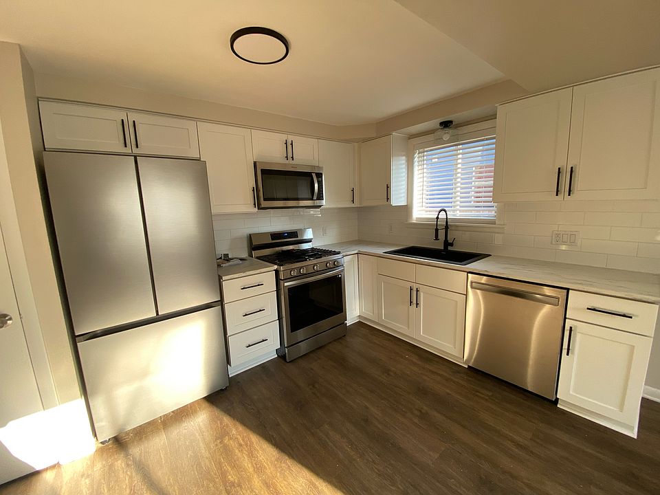 1st image of 41 Strasbourg Dr #1