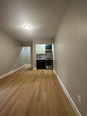 5th image of 545 W 125th St #32A