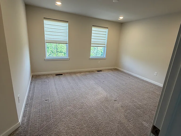 739 Hunsberger Rd — Photo 12