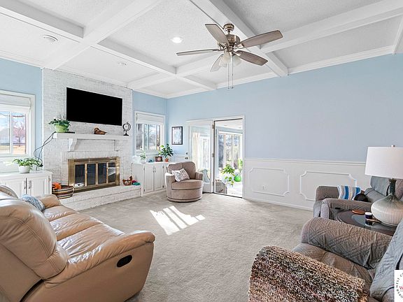 5th image of 1708 S Nicklaus Dr
