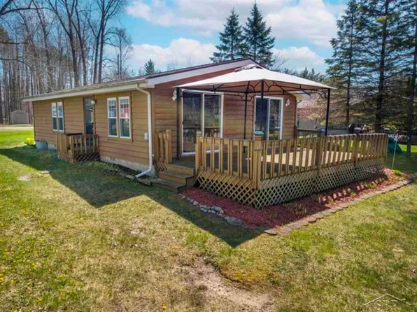 5308 Mallard Ct, Beaverton, MI 48612