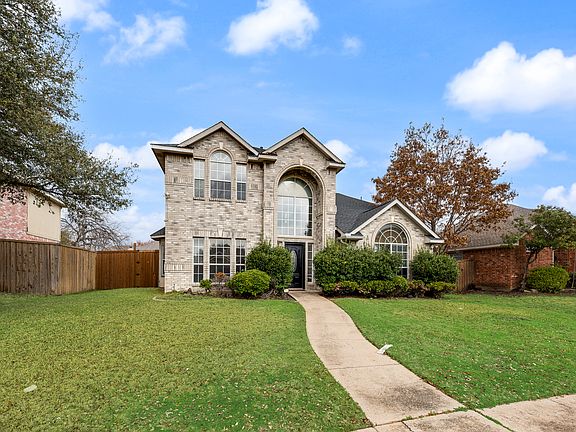 3rd image of 7616 Jennifer Ln