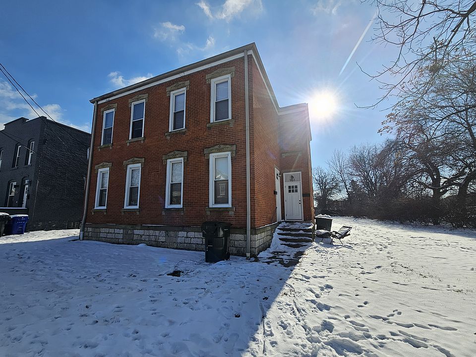 1st image of 951 E Mound St