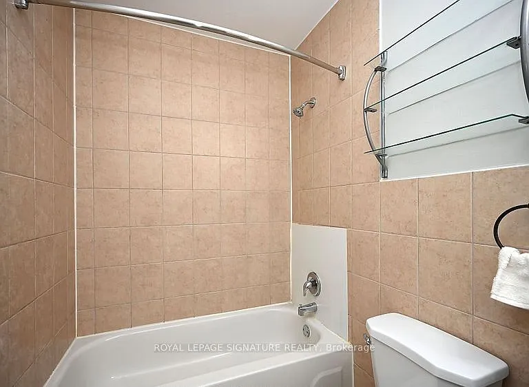 2001 Bonnymede Dr #22 — Photo 15