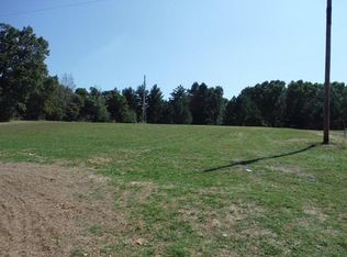 10153 Howland Rd, Bentonville, AR 72712