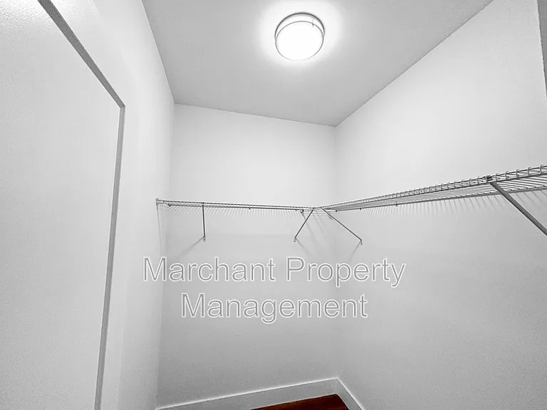 7 20th St — Photo 19