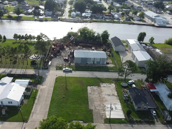 800 Oak St, Houma, LA 70363