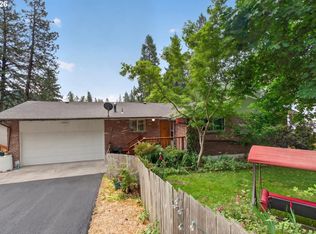 4525 Fox Hollow Rd, Eugene, OR 97405