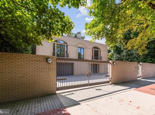 3246 S St NW, Washington, DC 20007