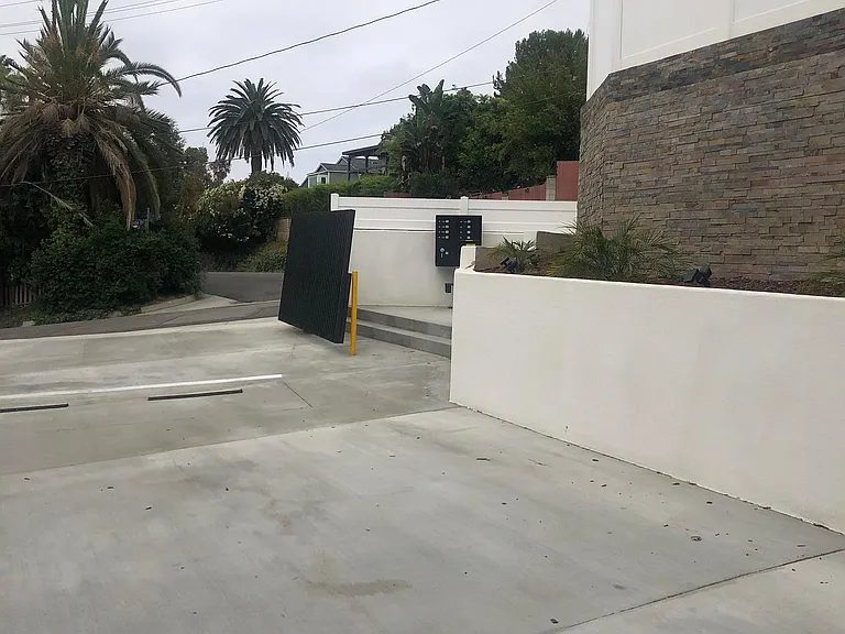 gate entry and mailbox center