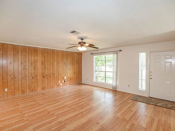 5th image of 716 Avenue G