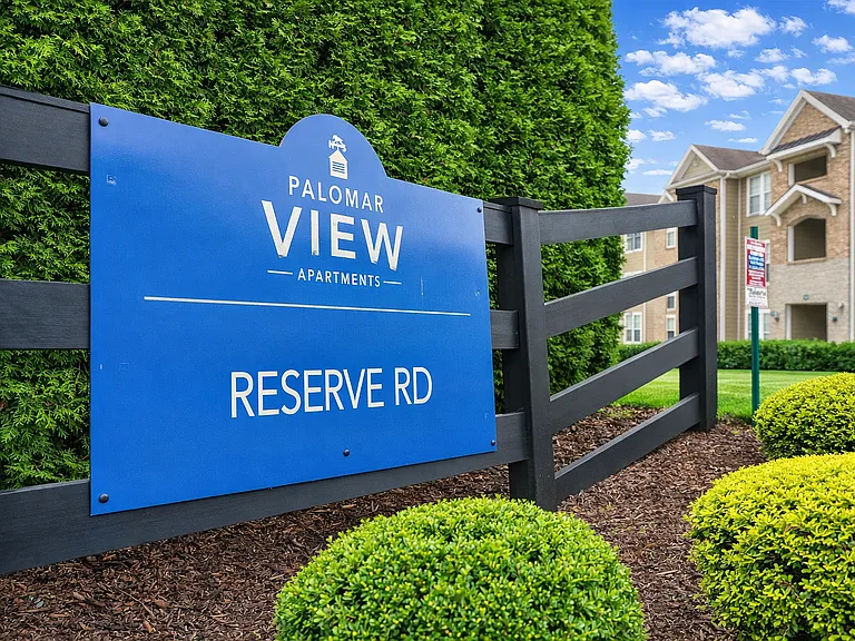 Palomar View Apartments — Photo 47