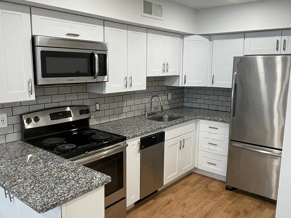 316 6th Ave #2B