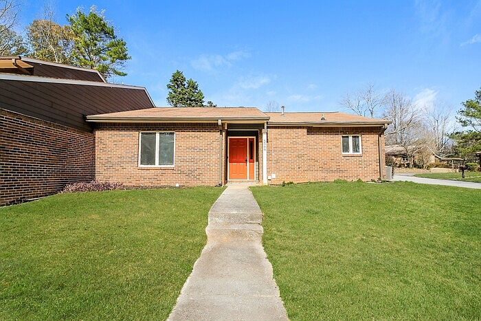 1st image of 5566 Circlestone Ln
