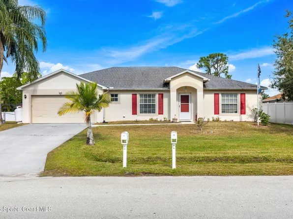 1543 Heartwellville St NW, Palm Bay, FL 32907